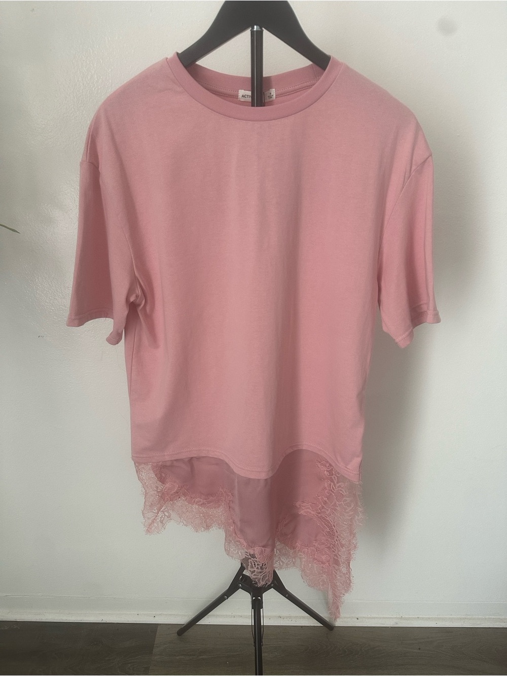 Active USA Pink Lace-Hem Short Sleeve Tee